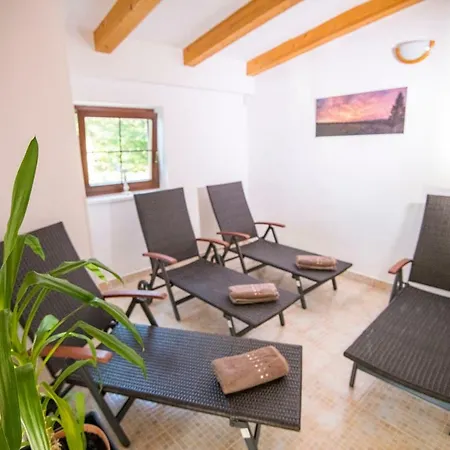 Krystof Guest house *